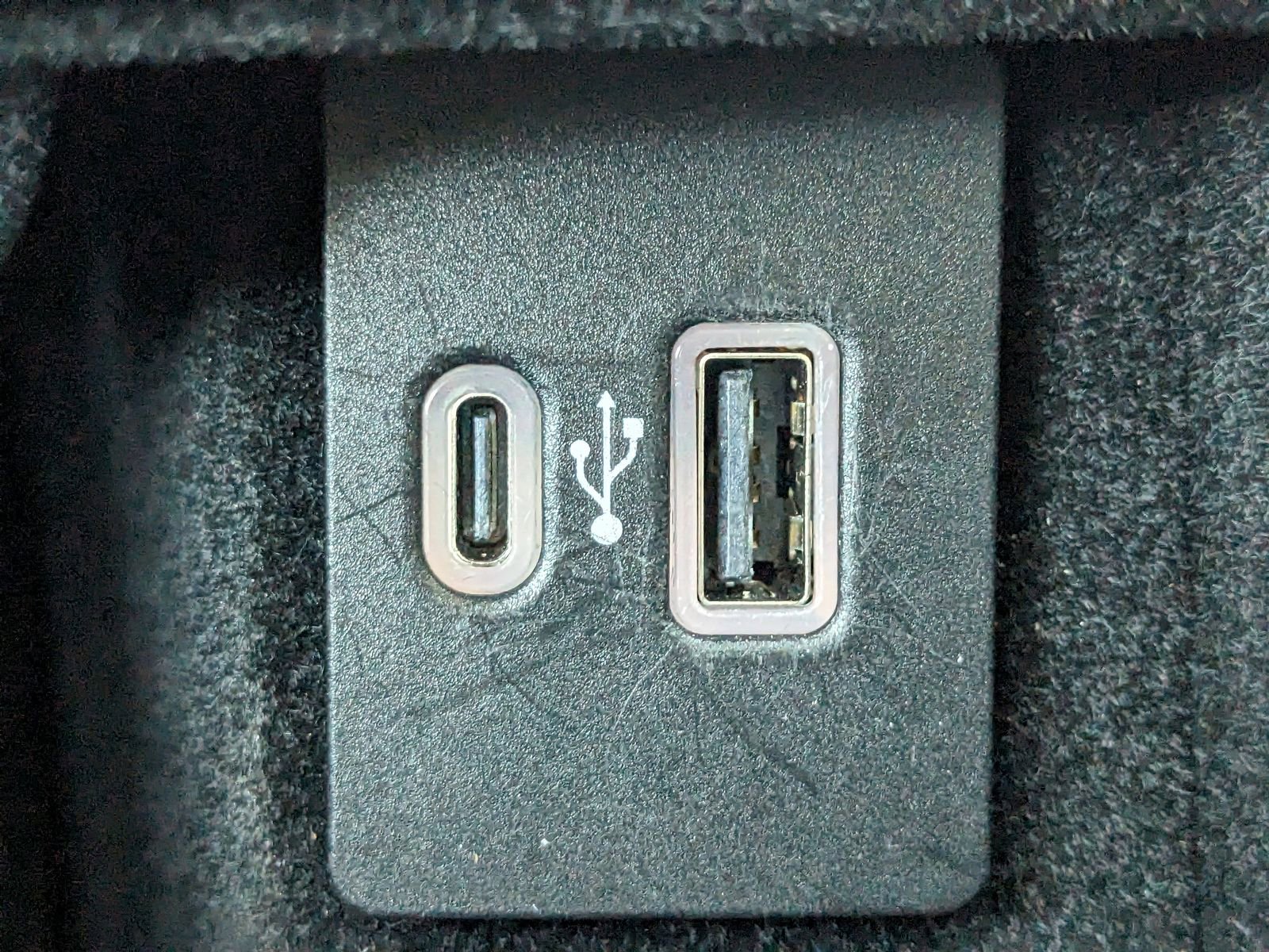 Certified 2023 Lincoln Nautilus Reserve image 26