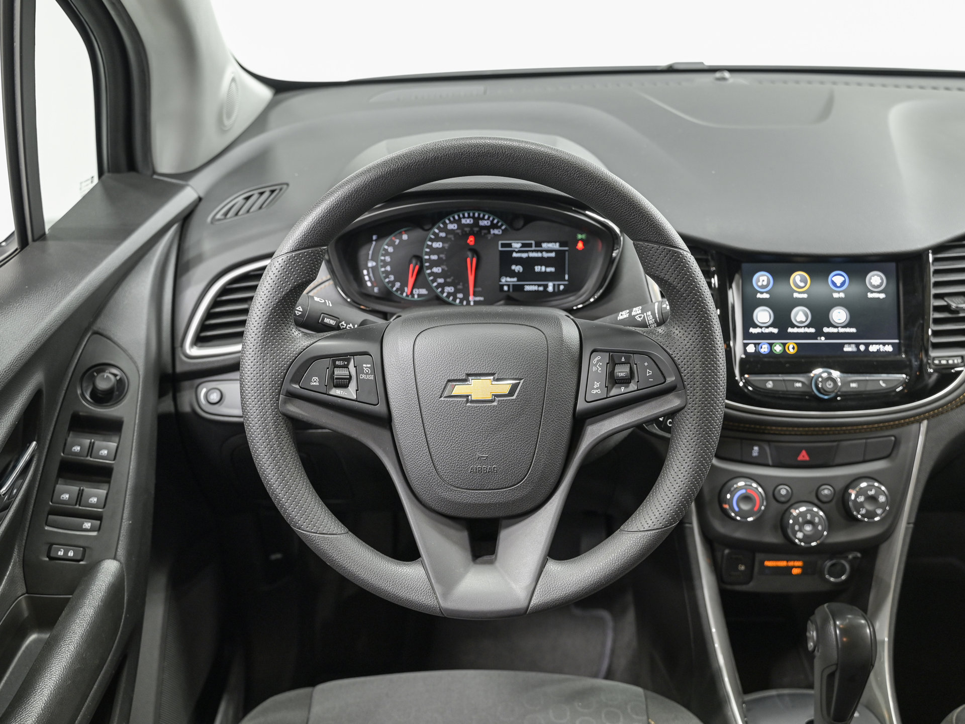 Used 2022 Chevrolet Trax LS w/ Tint and Cruise Package AWD/4WD image 18
