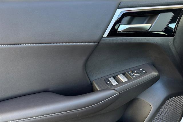 New 2026 Nissan Rogue SL image 11