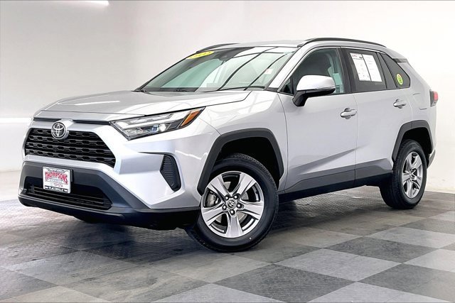 Used 2022 Toyota RAV4 XLE image 12