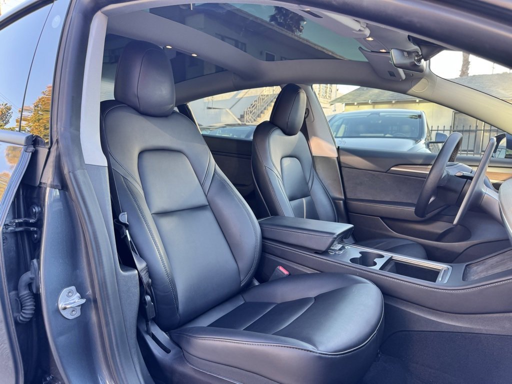 Used 2023 Tesla Model 3 Standard Range image 26