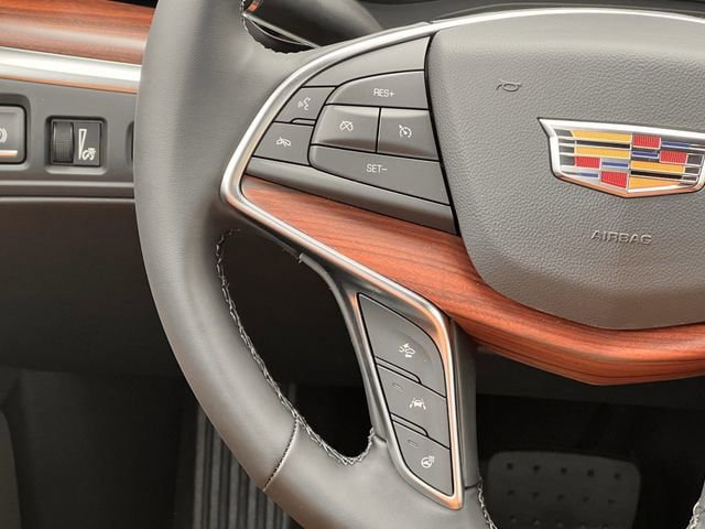 New 2026 Cadillac XT5 Premium Luxury w/ LPO, Floor Liner Package image 12