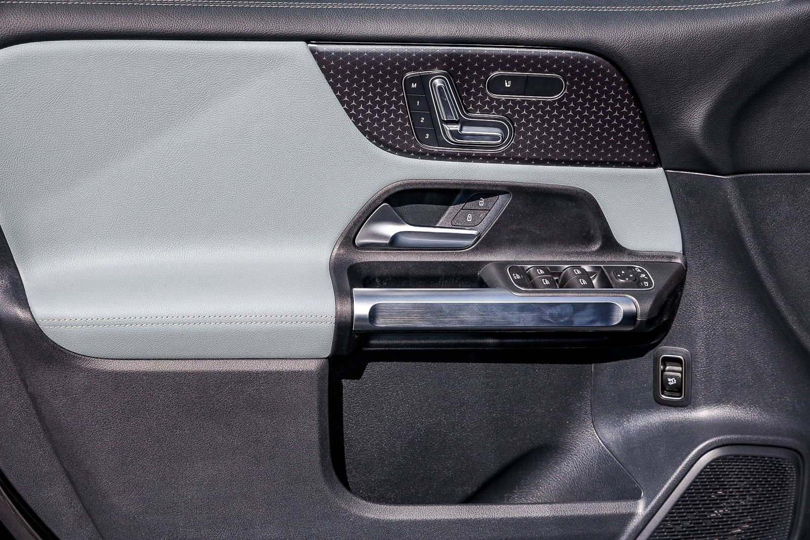New 2026 Mercedes-Benz GLB 250 image 20