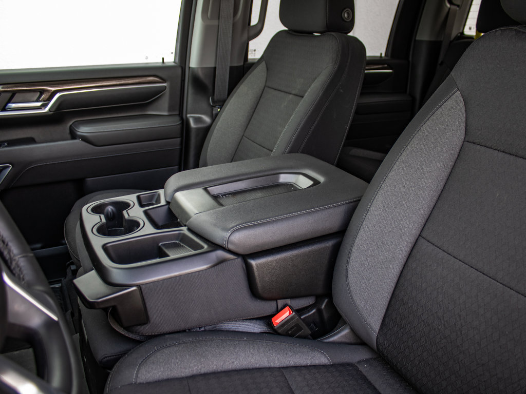 Used 2025 Chevrolet Silverado 2500 LT image 25