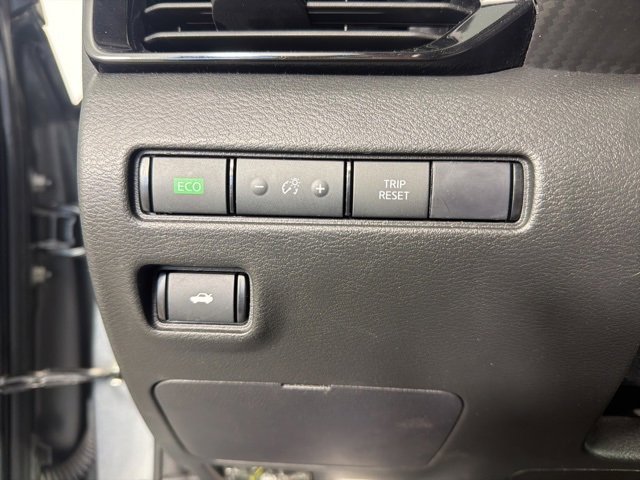 Used 2024 Nissan Sentra SV image 15