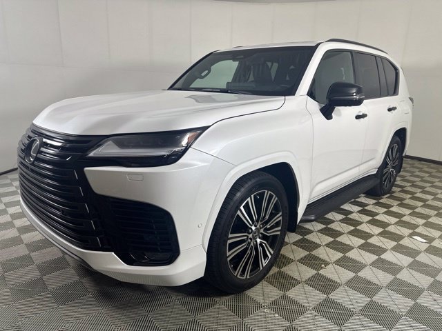 Used 2025 Lexus LX 700h Luxury w/ Appearance Package AWD/4WD image 4