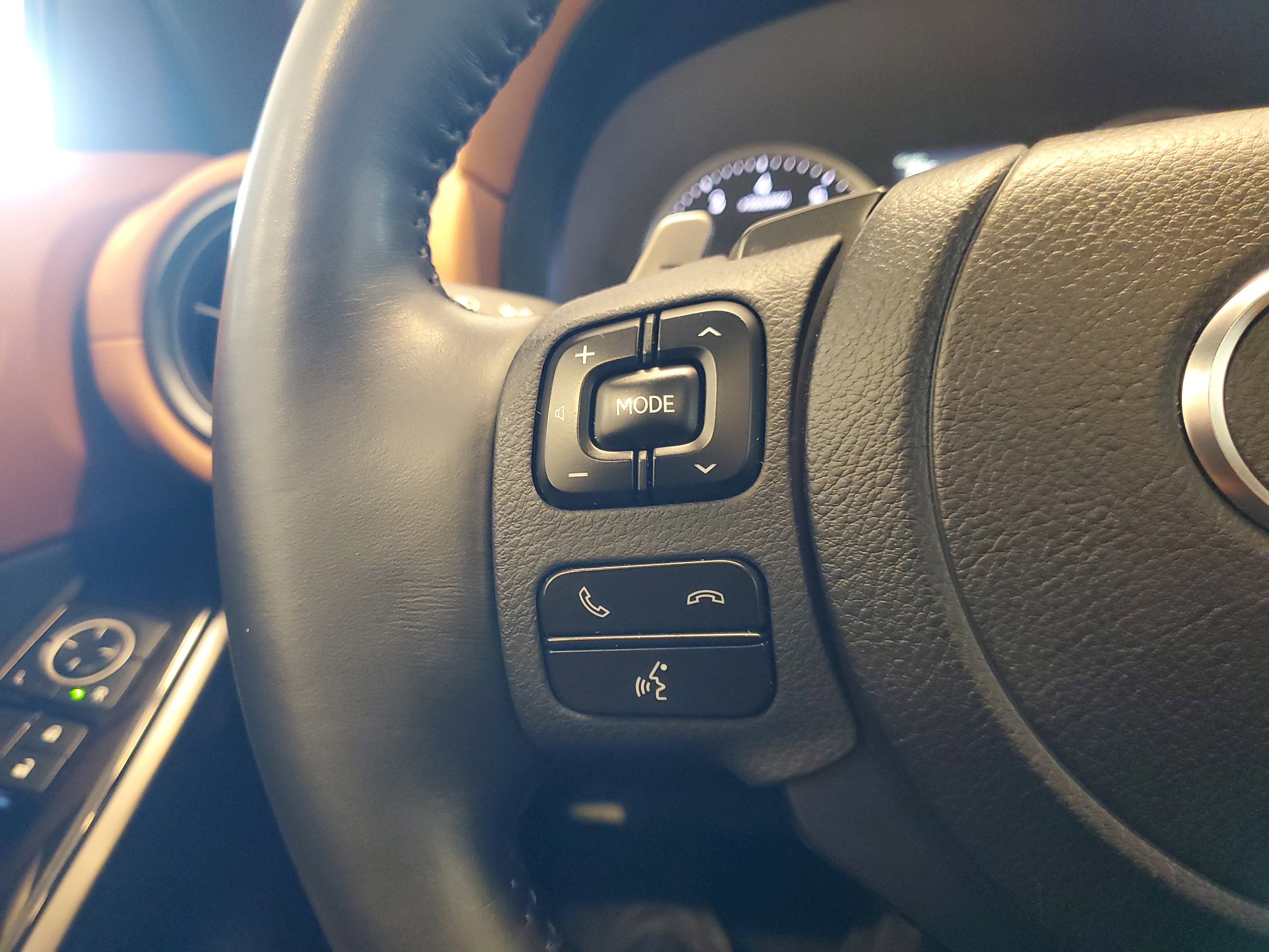 Used 2025 Lexus IS 350 F Sport w/ Accessory Package image 25