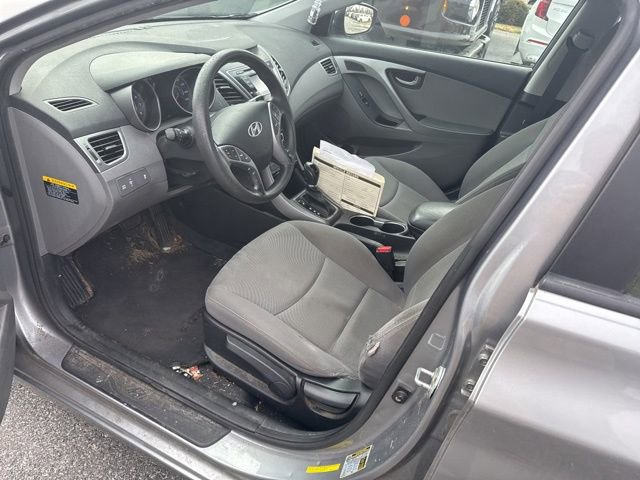 Used 2015 Hyundai Elantra SE w/ Option Group 02 image 18