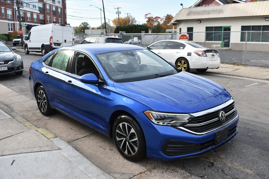 Used 2024 Volkswagen Jetta S image 4