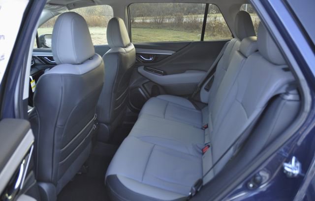 New 2025 Subaru Outback Limited image 11