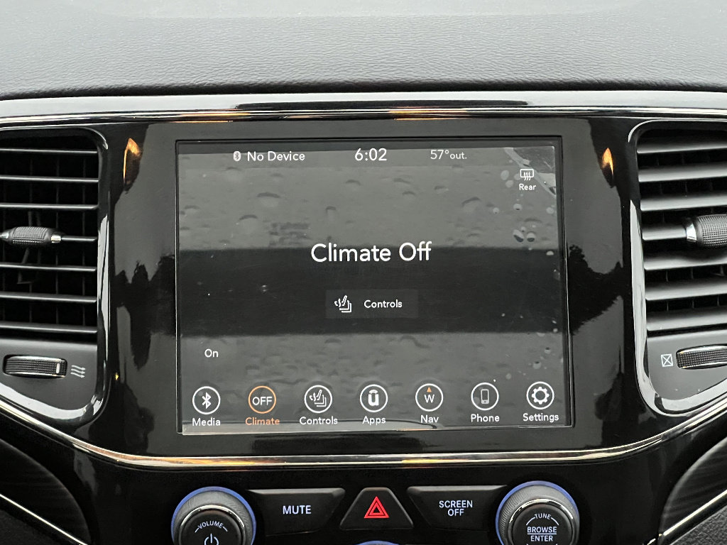 Used 2021 Jeep Grand Cherokee Limited X image 29