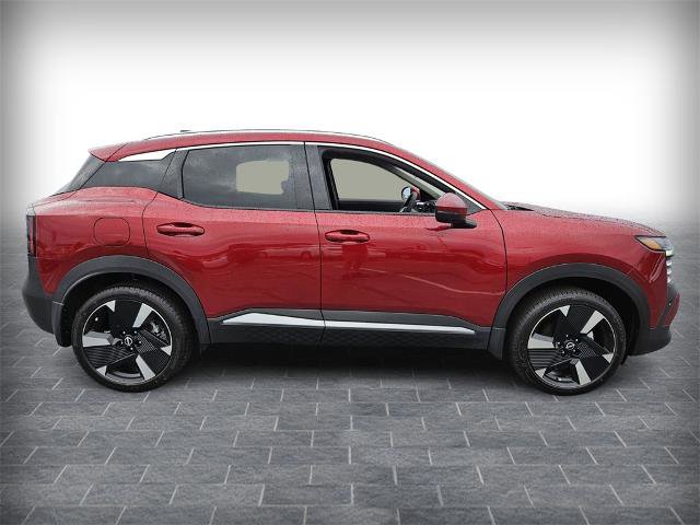 Certified 2025 Nissan Kicks SR image 2