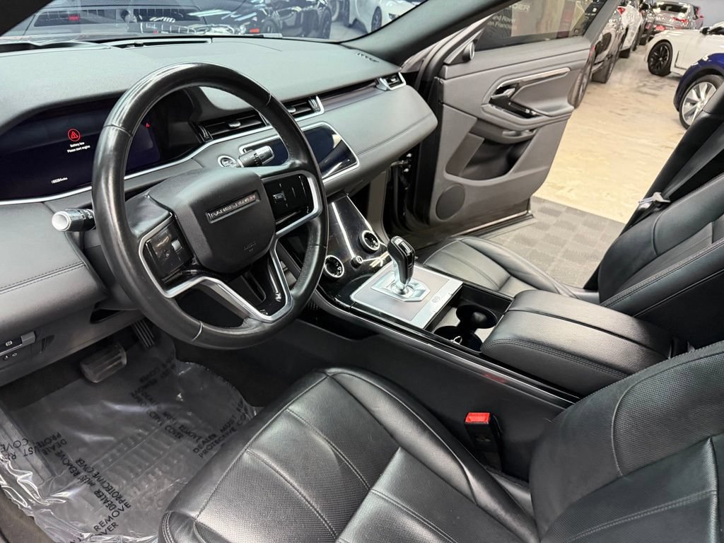 Used 2021 Land Rover Range Rover Evoque SE AWD/4WD image 31