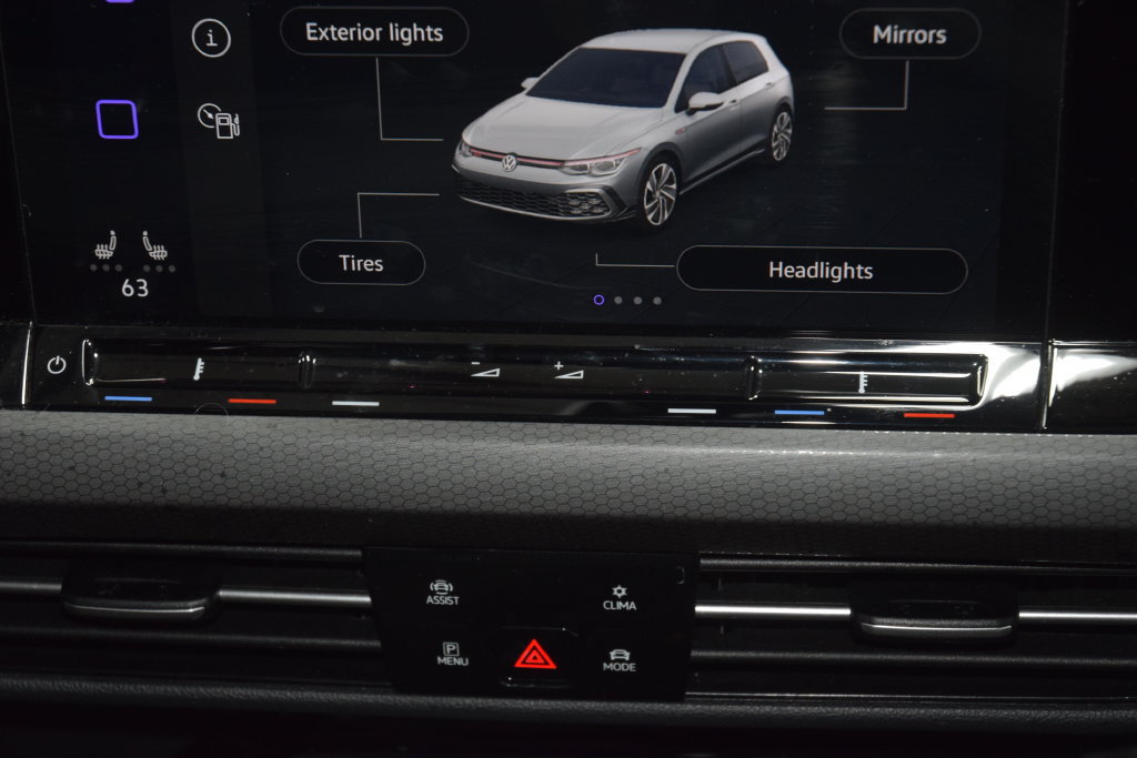 Used 2024 Volkswagen GTI SE FWD image 30