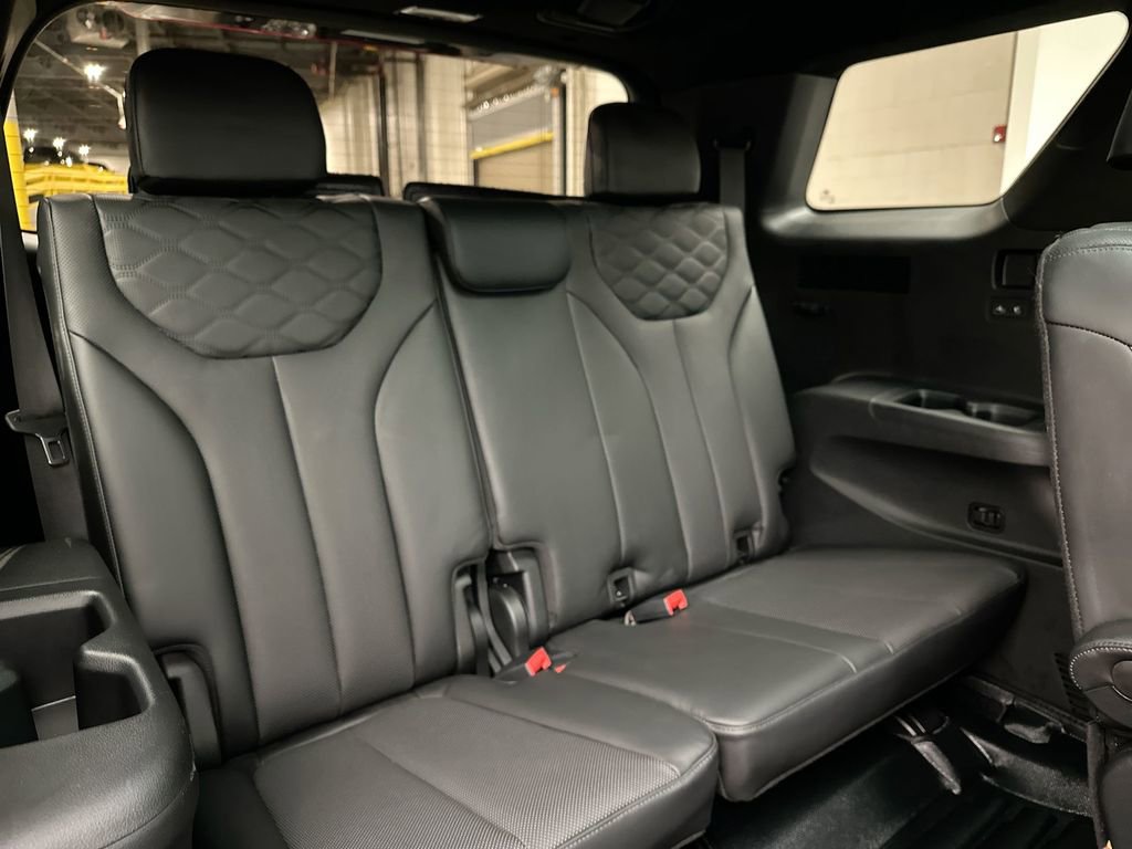 Used 2021 Hyundai Palisade Calligraphy w/ Cargo Package image 8