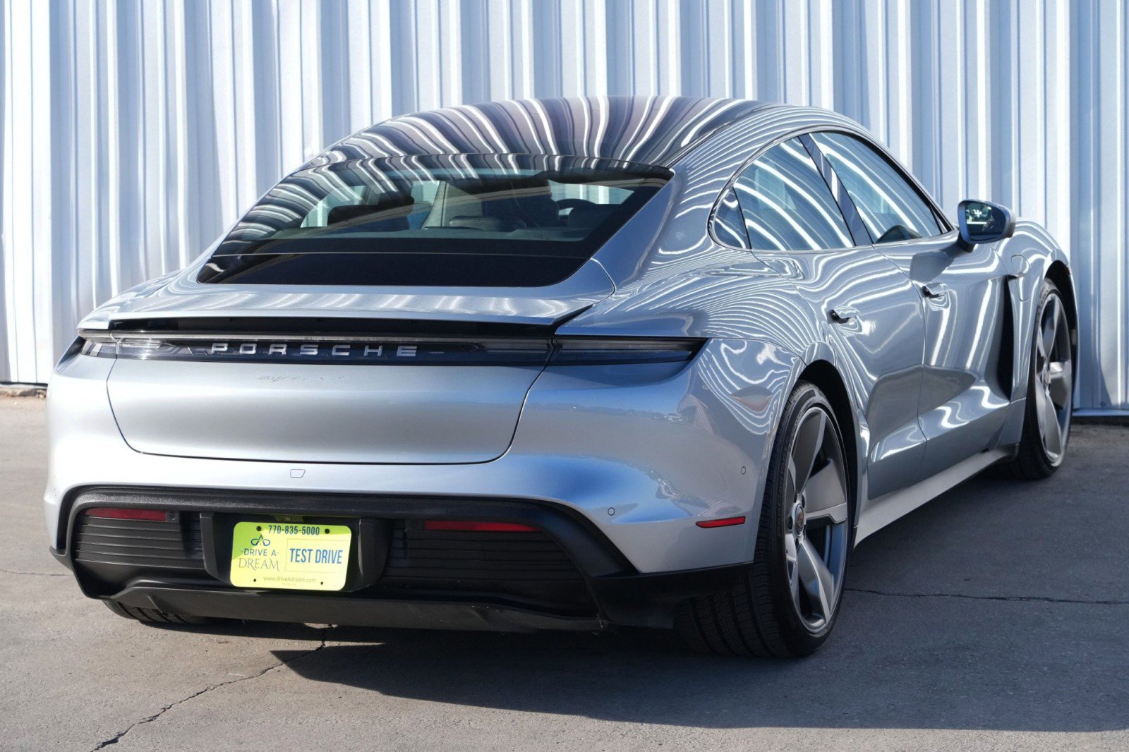 Used 2020 Porsche Taycan 4S w/ Premium Package image 54