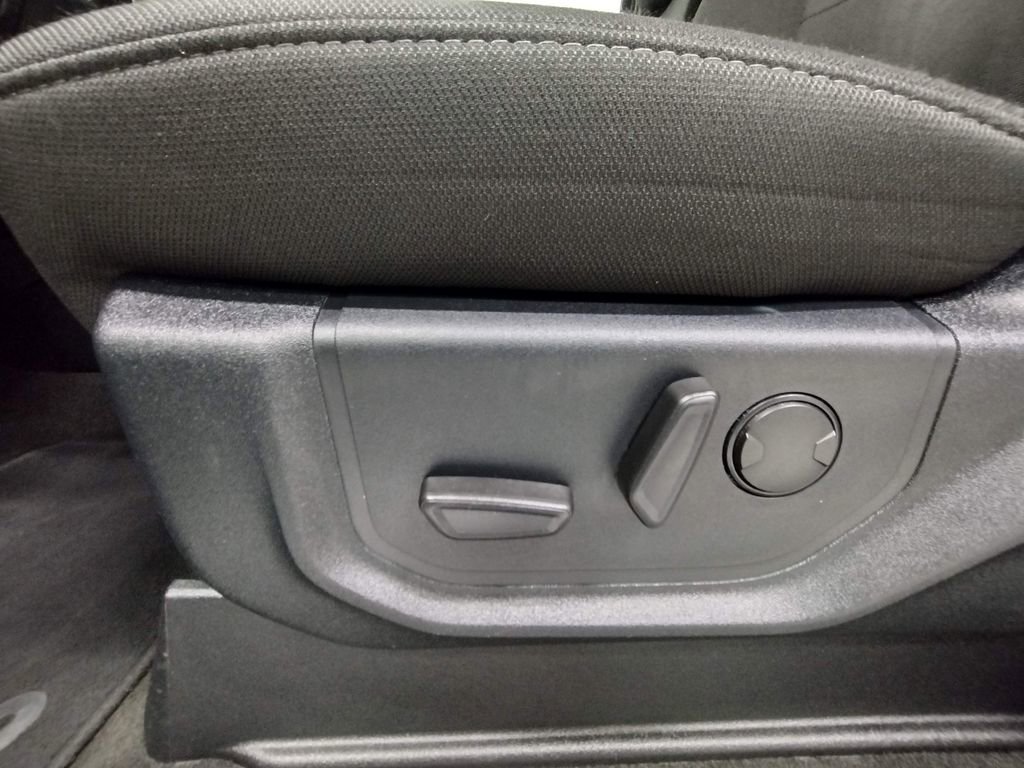 Used 2020 Ford F150 XLT w/ Equipment Group 302A Luxury image 22