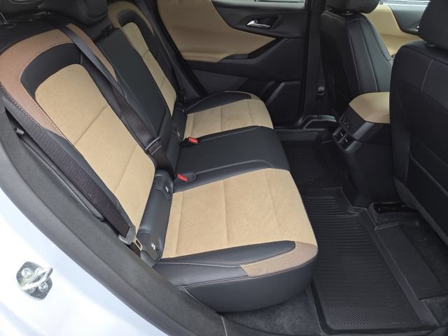 New 2027 Chevrolet Equinox ACTIV w/ Safety and Technology Package AWD/4WD image 22