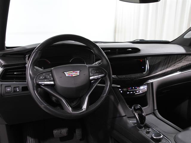 Certified 2023 Cadillac XT6 Premium Luxury image 6