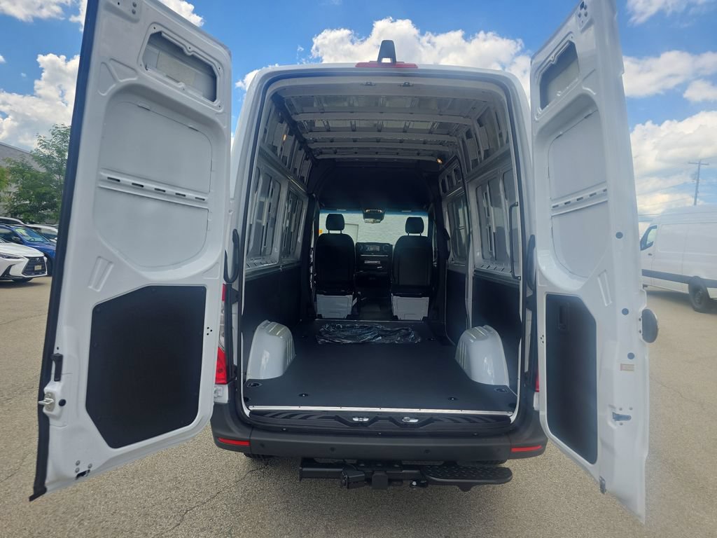 New 2026 Mercedes-Benz Sprinter 2500 image 21