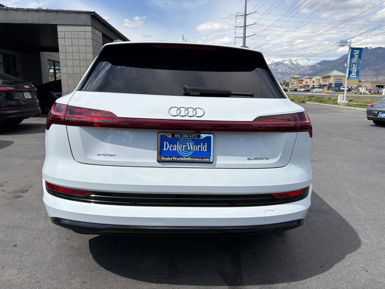 Used 2021 Audi e-tron Premium w/ Convenience Plus Package AWD/4WD image 6