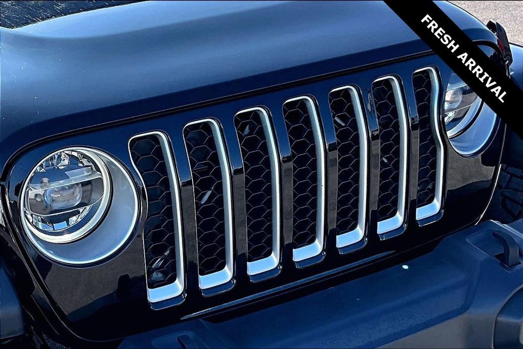 Used 2020 Jeep Gladiator Overland w/ LED Lighting Group image 32