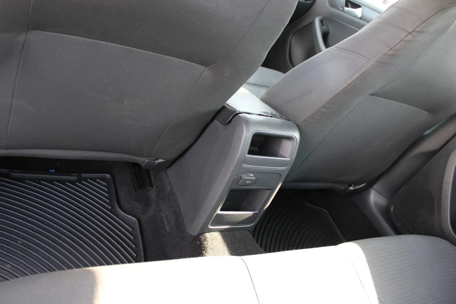 Used 2016 Volkswagen Jetta S FWD image 26