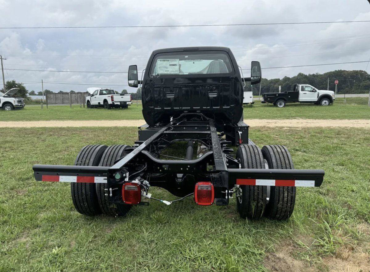 New 2025 Ford F650 2WD Regular Cab Super Duty image 6