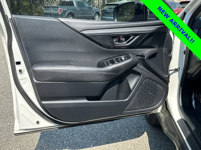 Used 2021 Subaru Outback Premium image 10