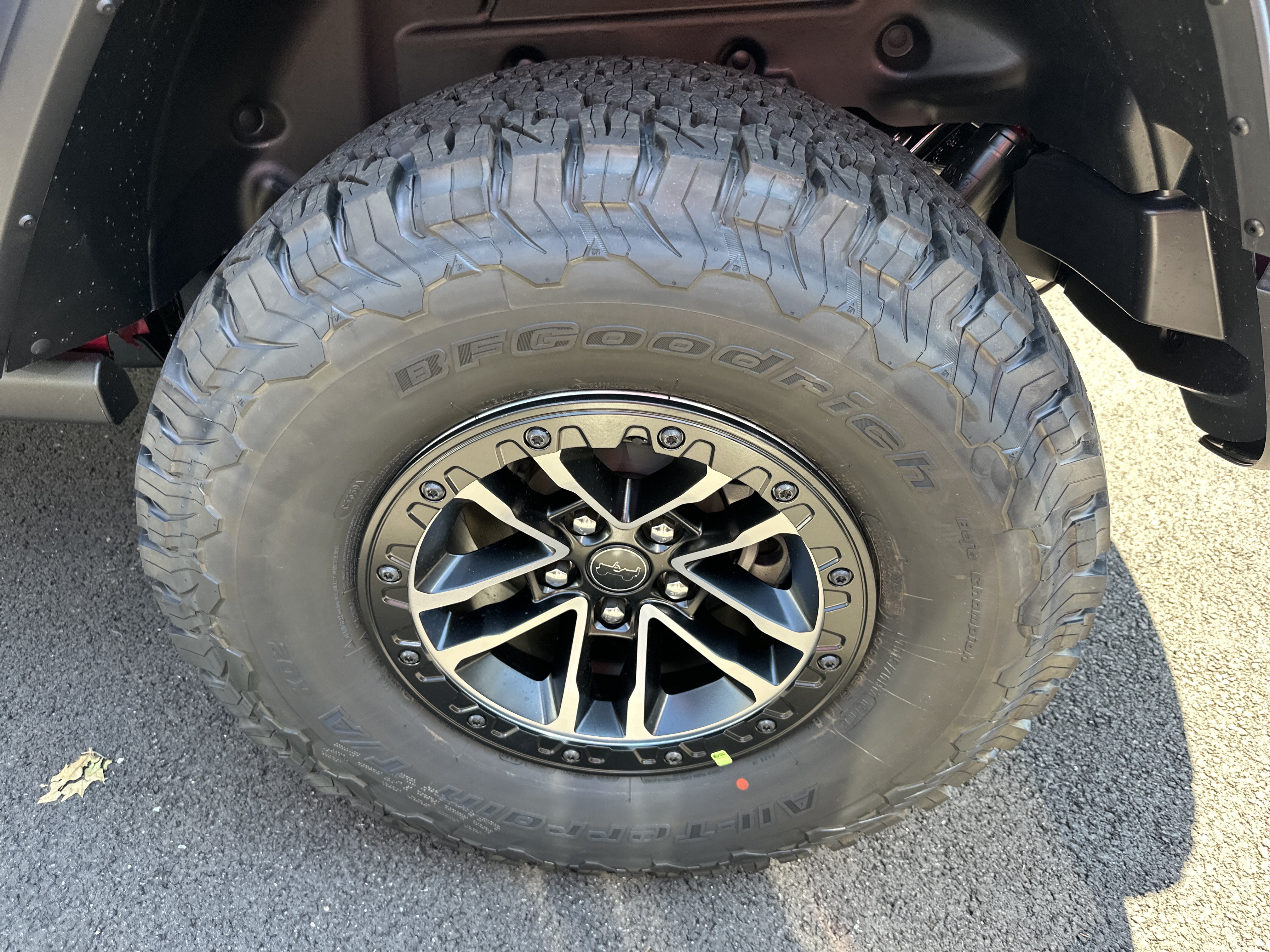 New 2026 Jeep Wrangler Unlimited Sport AWD/4WD image 30