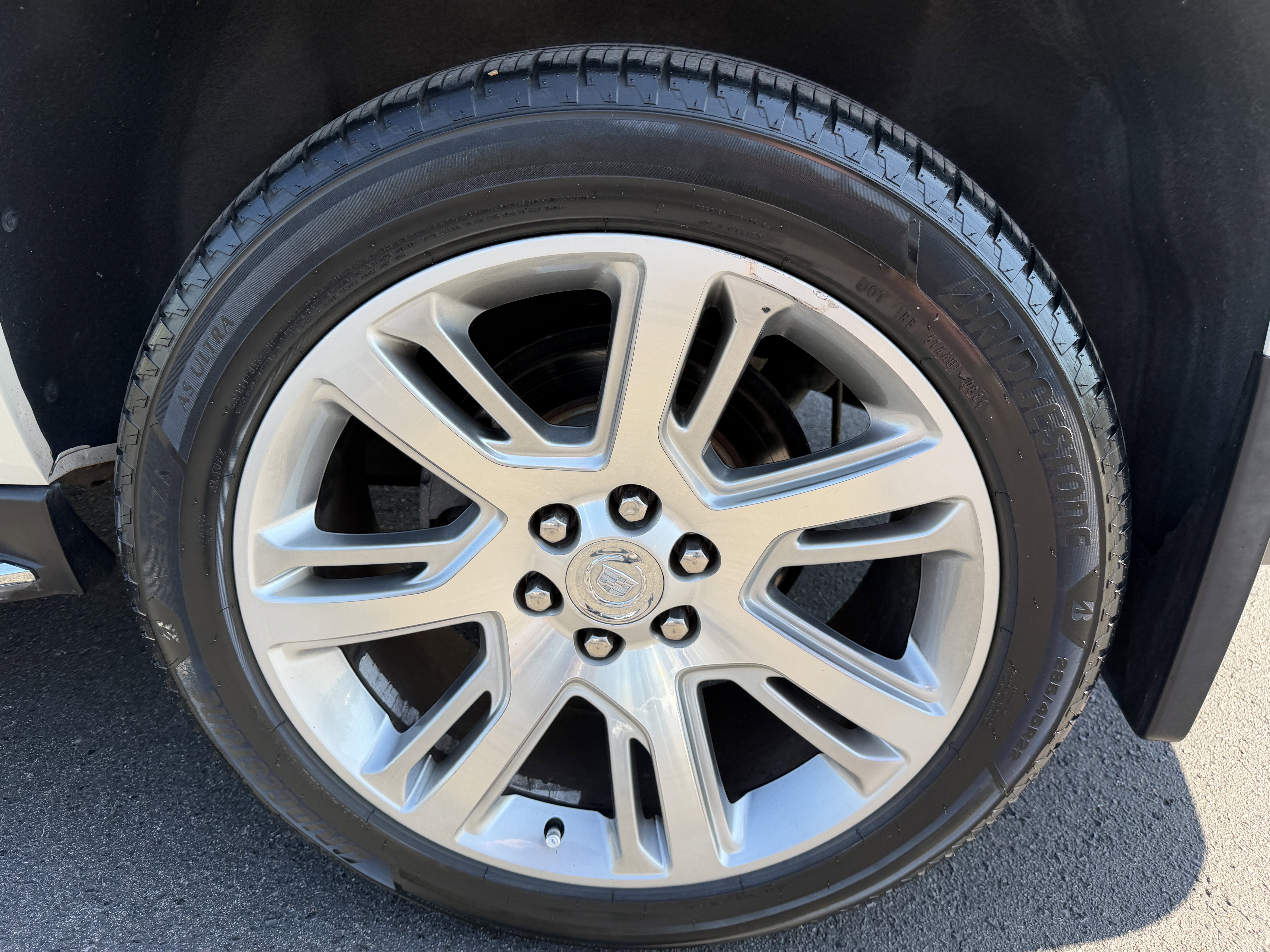 Used 2015 Cadillac Escalade ESV Luxury image 33