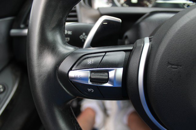 Used 2017 BMW 650i Convertible RWD image 27