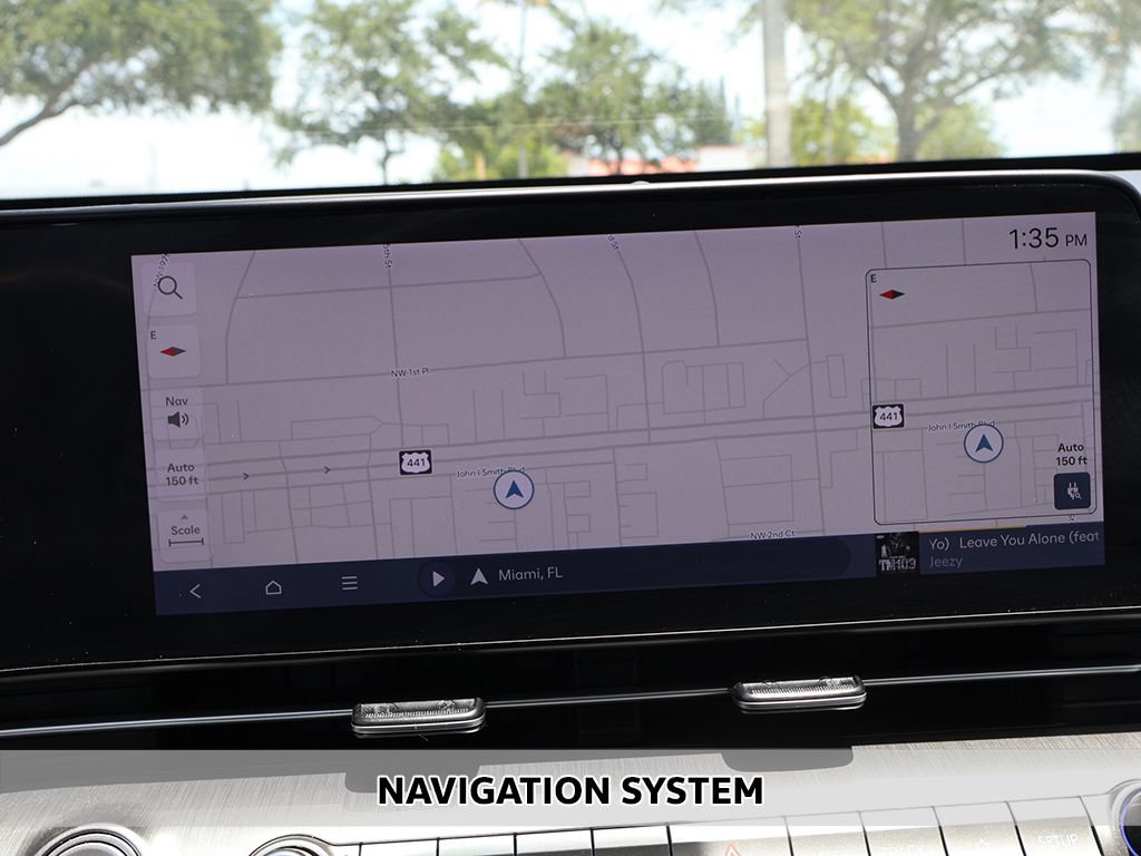 Used 2024 Hyundai Kona SEL FWD image 3