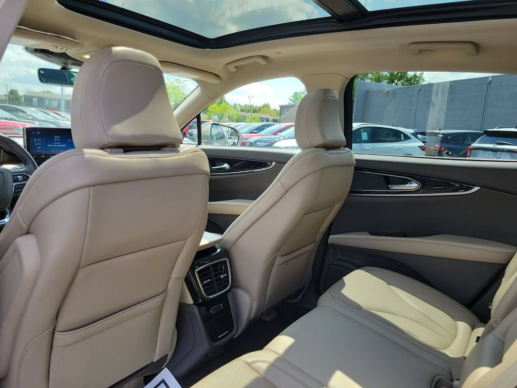 Certified 2023 Lincoln Nautilus Reserve AWD/4WD image 16