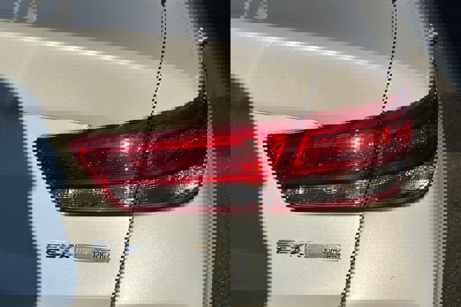 Used 2017 Kia Optima EX image 17