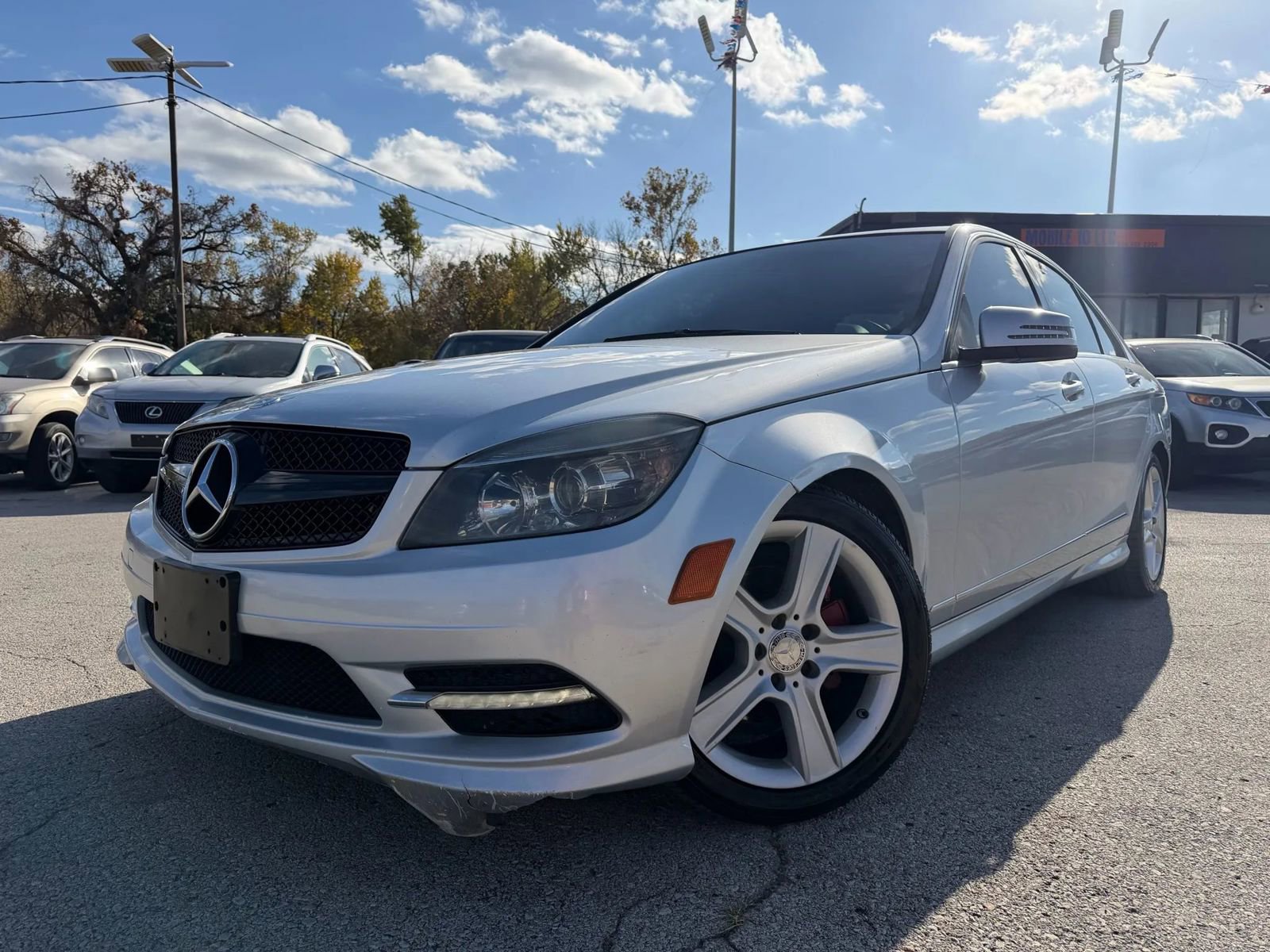 Used 2011 Mercedes-Benz C 300 4MATIC Sedan image 1