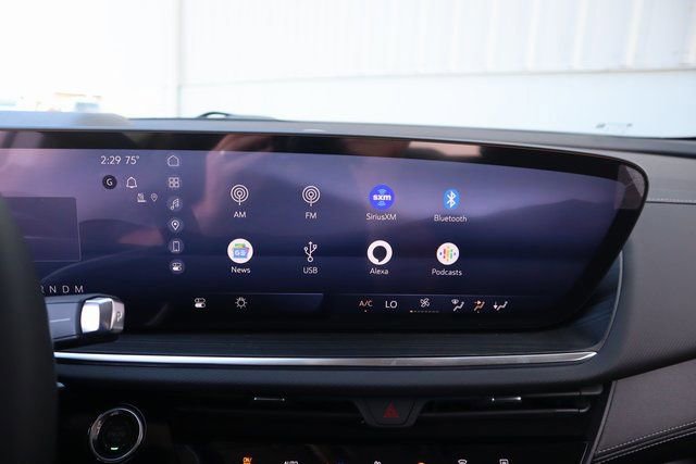 New 2025 Buick Envision Preferred image 17