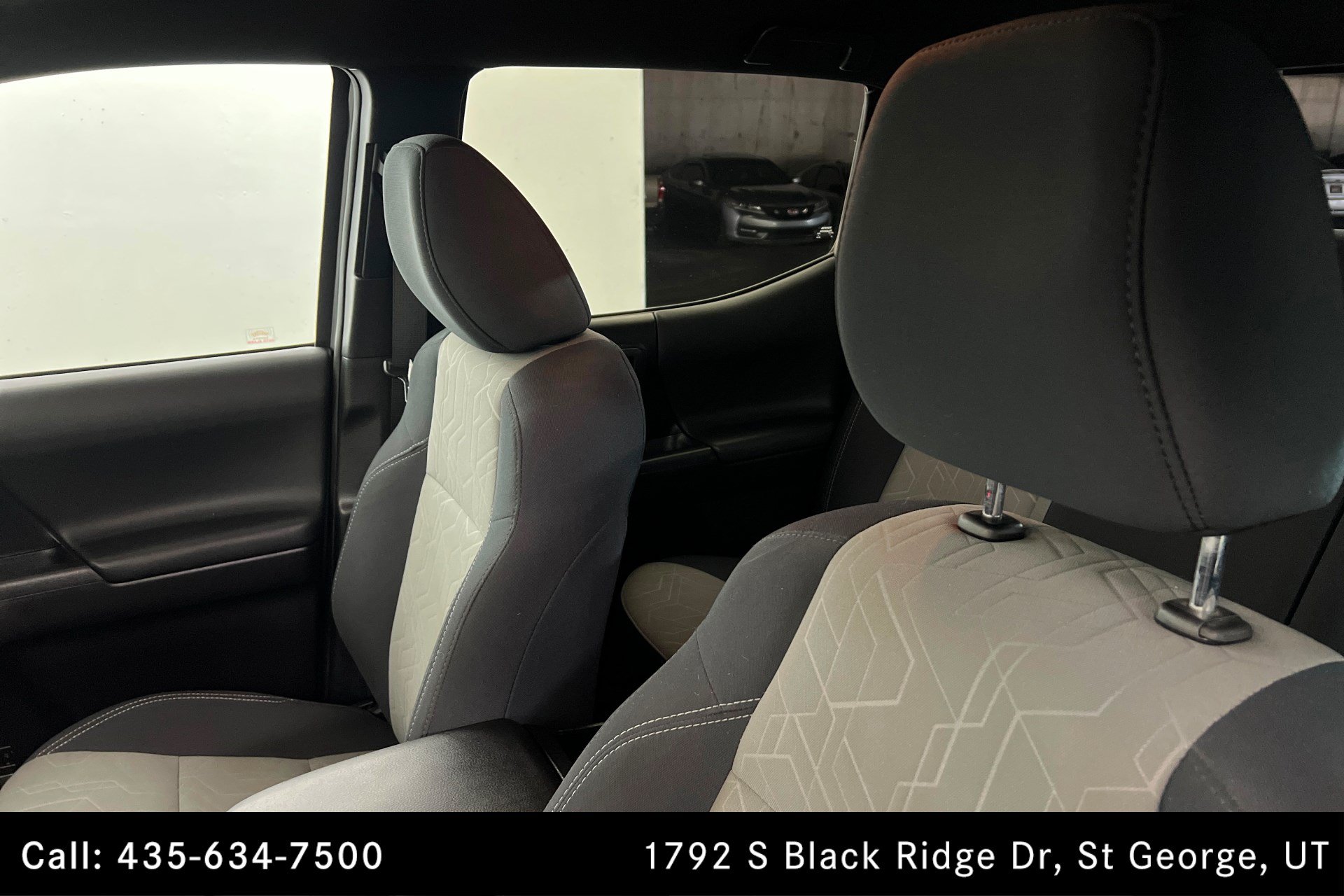 Used 2022 Toyota RAV4 XSE AWD/4WD image 15