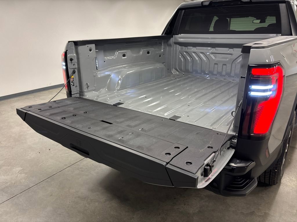 New 2026 GMC Sierra EV Elevation AWD/4WD image 18