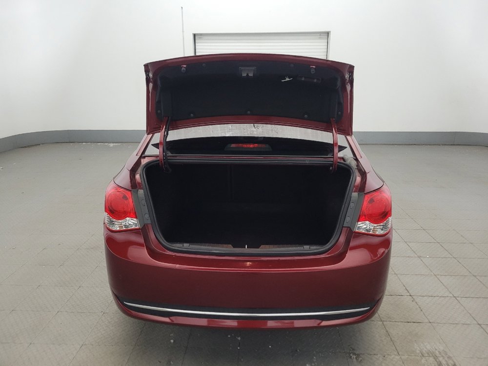 Used 2015 Chevrolet Cruze LTZ w/ Sun, Sound and Sport Package FWD image 29