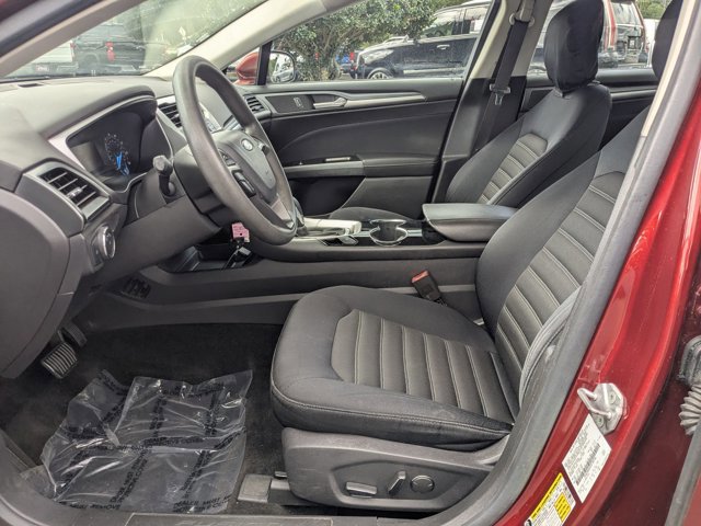 Used 2014 Ford Fusion SE image 13