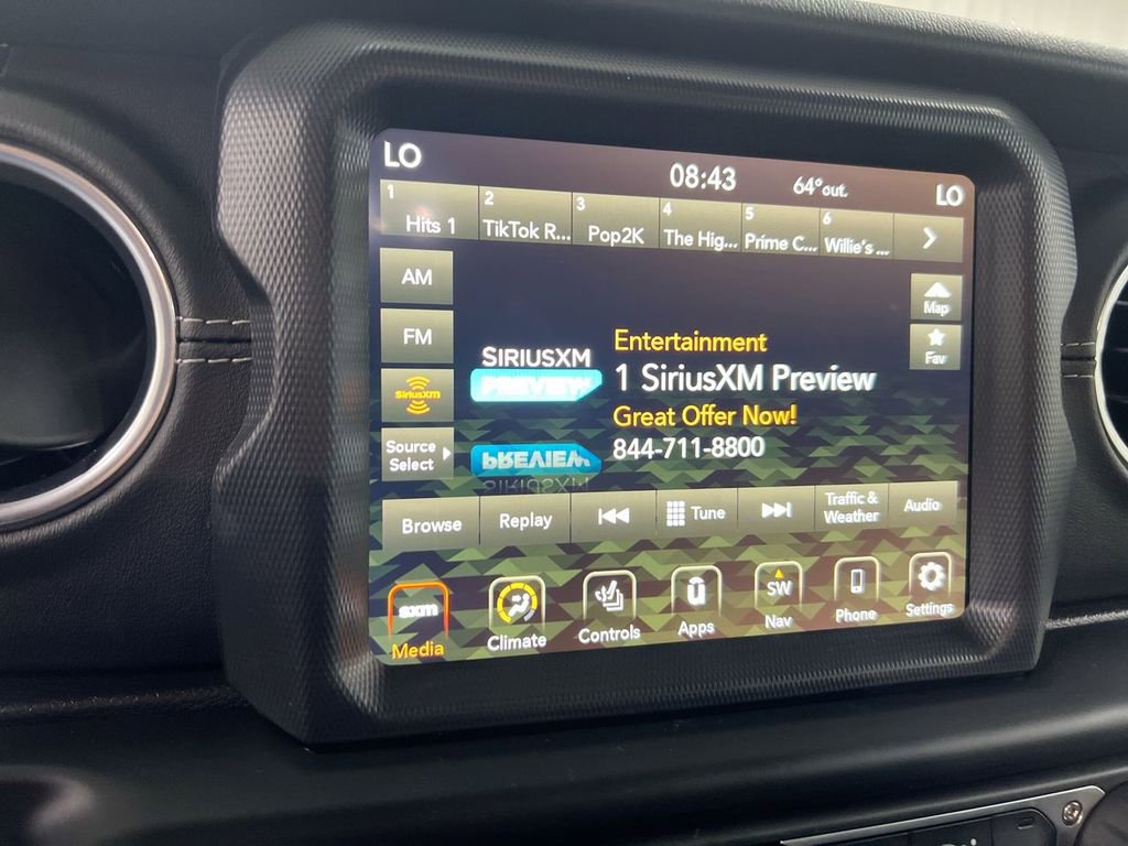 Used 2022 Jeep Wrangler Unlimited Sahara w/ Cold Weather Group image 13