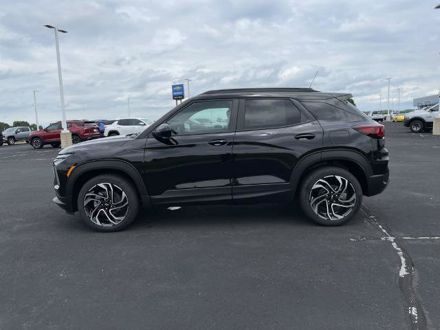 New 2026 Chevrolet TrailBlazer RS w/ Convenience Package AWD/4WD image 2