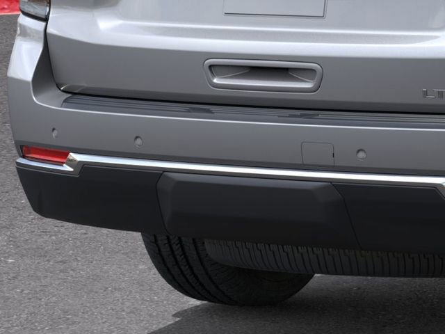 New 2026 Chevrolet Suburban LT image 14