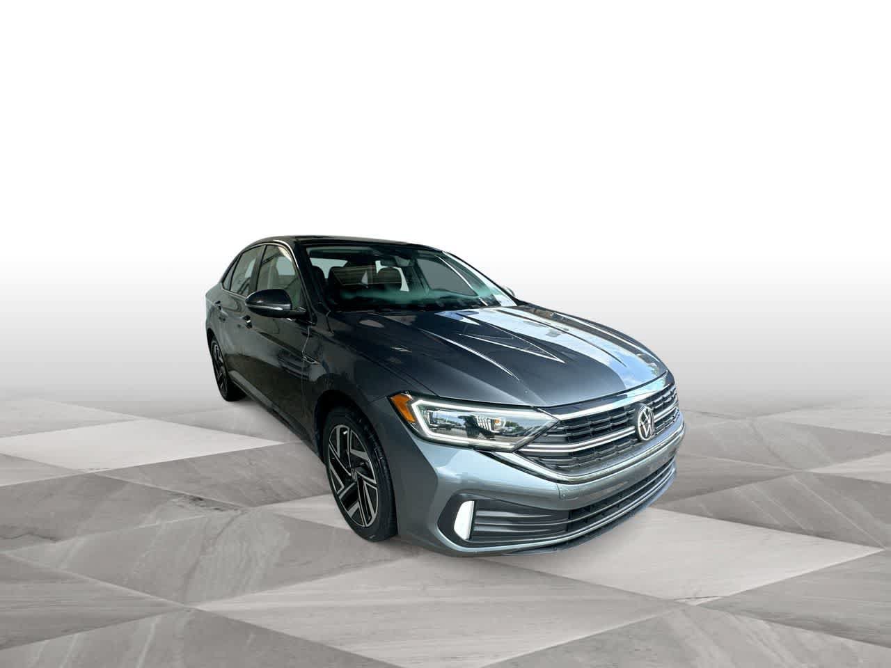 Used 2022 Volkswagen Jetta SEL FWD image 2