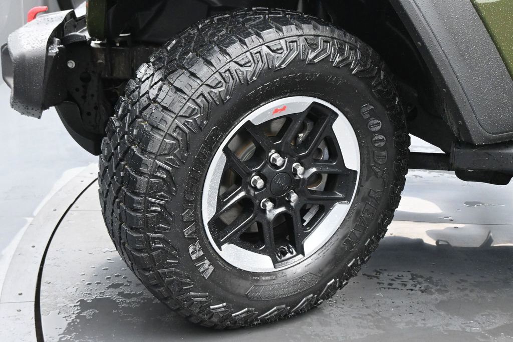 Used 2021 Jeep Wrangler Unlimited Rubicon AWD/4WD image 22