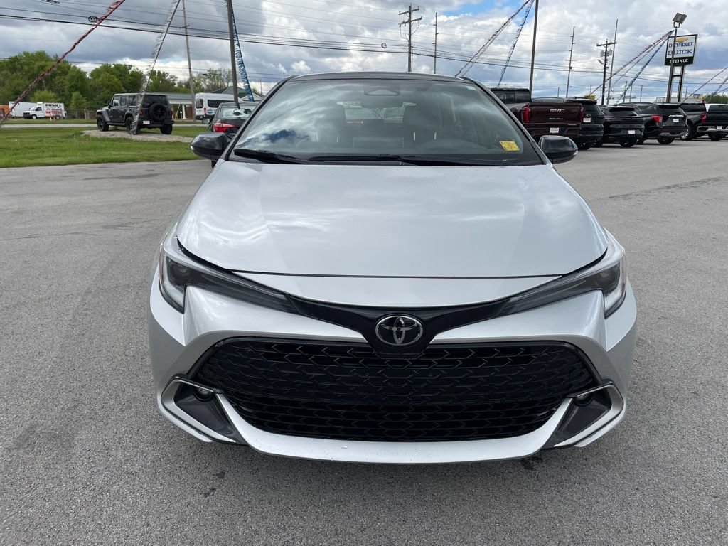 Used 2025 Toyota Corolla XSE FWD image 4