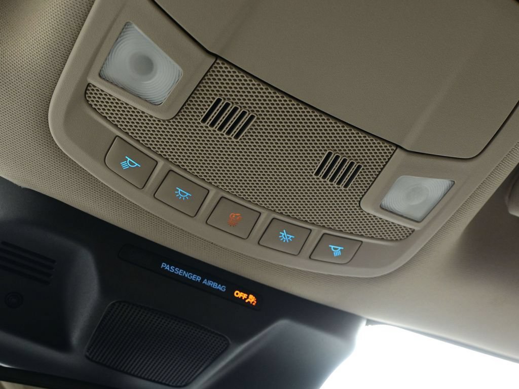 Used 2024 Ford Expedition XLT RWD image 23