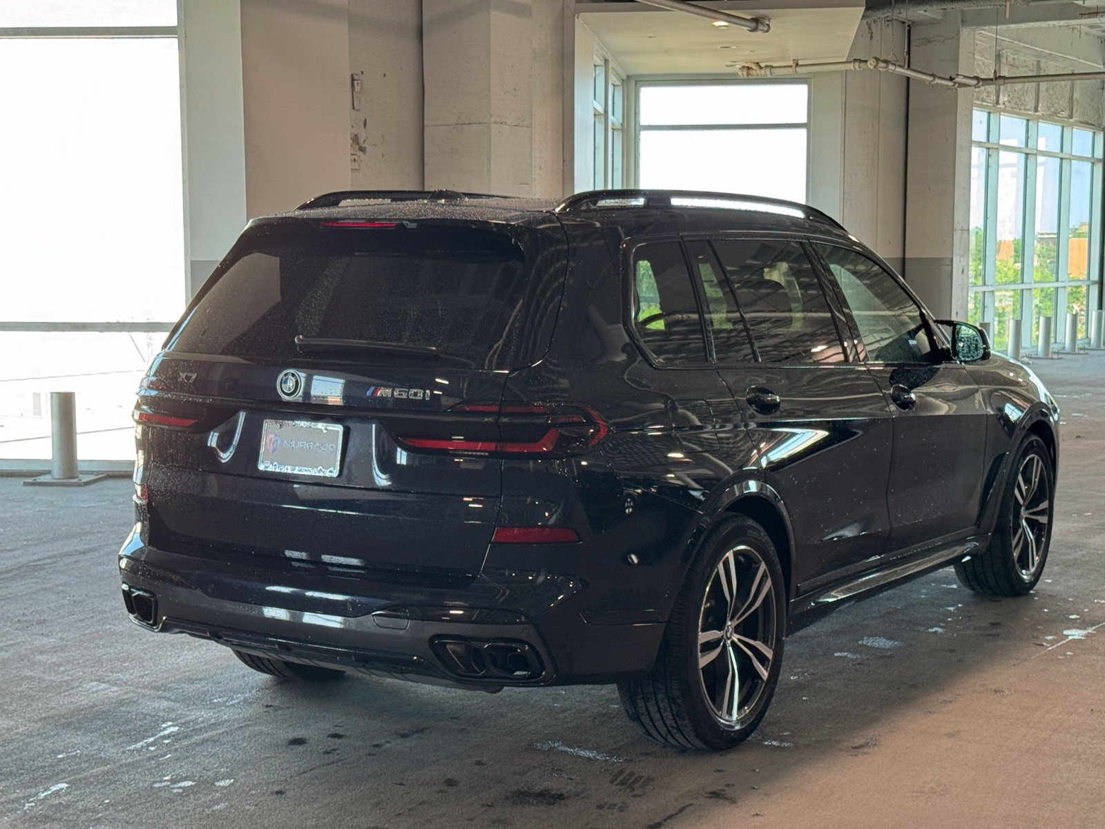 Used 2024 BMW X7 M60i AWD/4WD image 10
