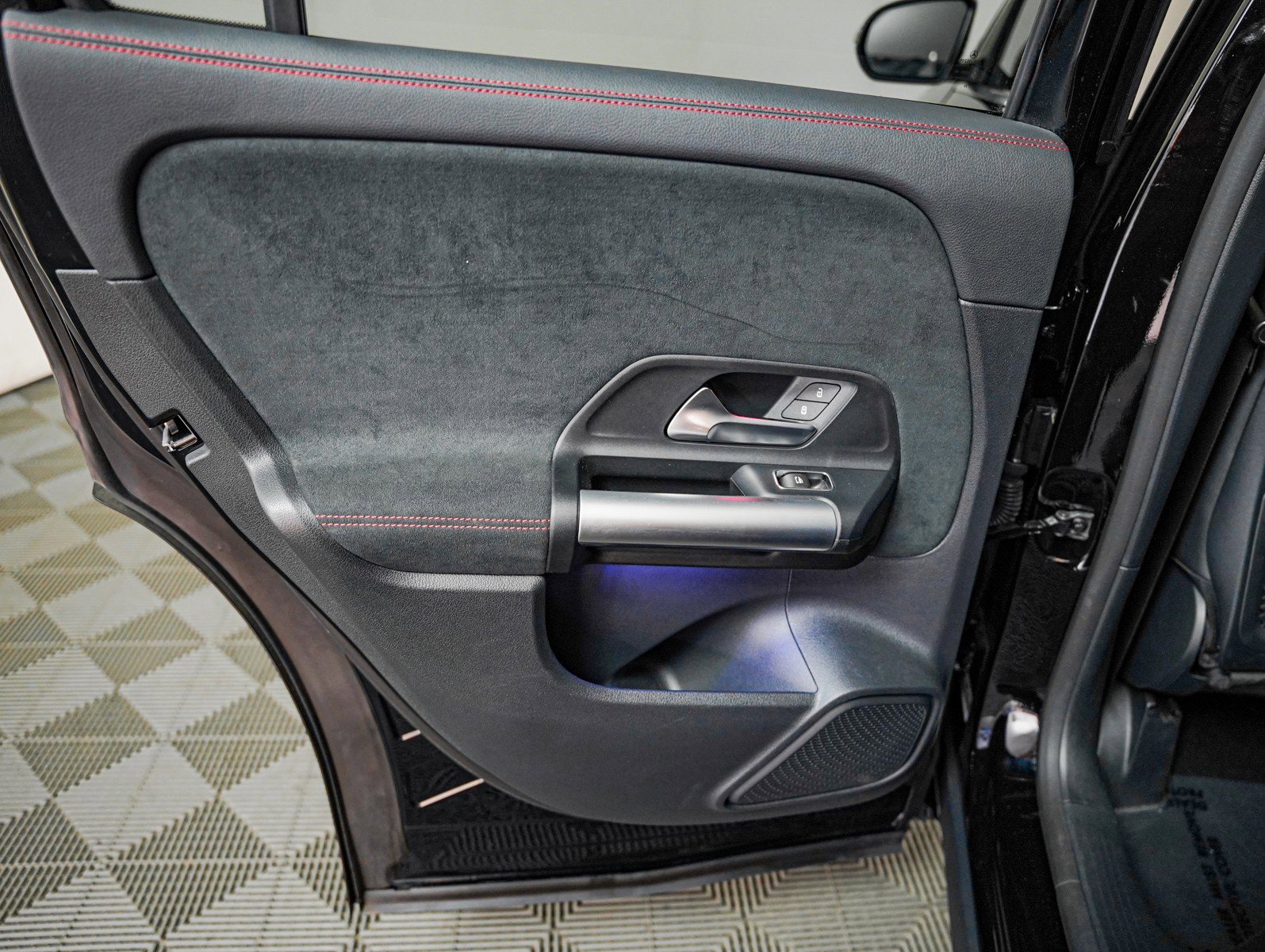 Certified 2023 Mercedes-Benz GLA 250 4MATIC w/ AMG Line Exterior image 25